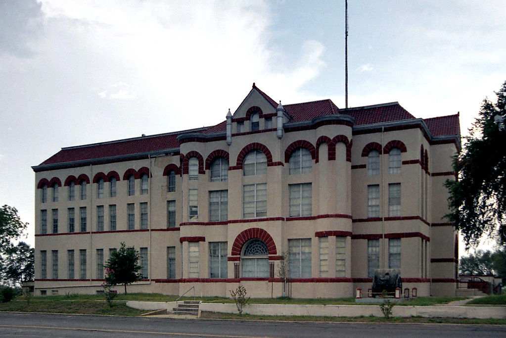 KARNES COUNTY COURTHOUSE Karnes City, Texas Built in 1894 … Flickr
