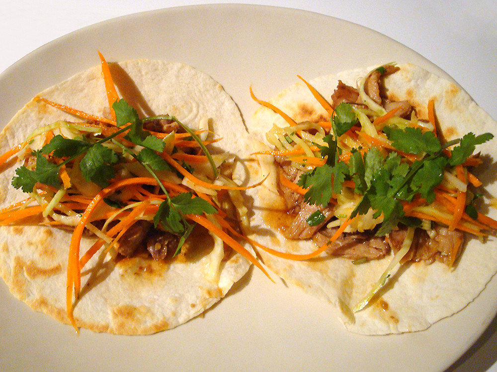 Vaguely Vietnamese Slow Cooker Pork Tacos whatfoodimade.wo… Flickr