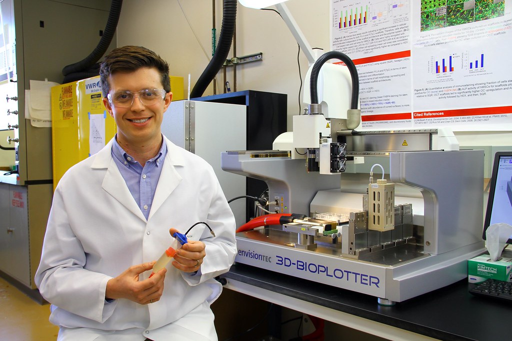 The 3DBioplotter® The 3DBioplotter® System is a