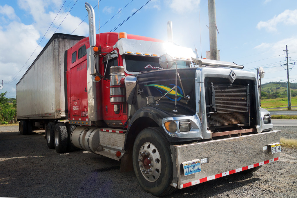 Panama trucks 20180131 PANAMA Sur la transaméricaine (au… Flickr