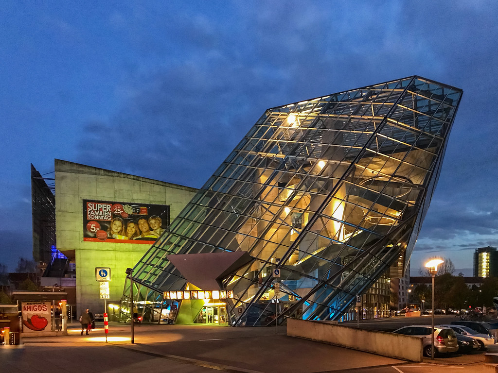 UFA Kristallpalast Dresden Kino Ufa Crystal Palace The des… Flickr