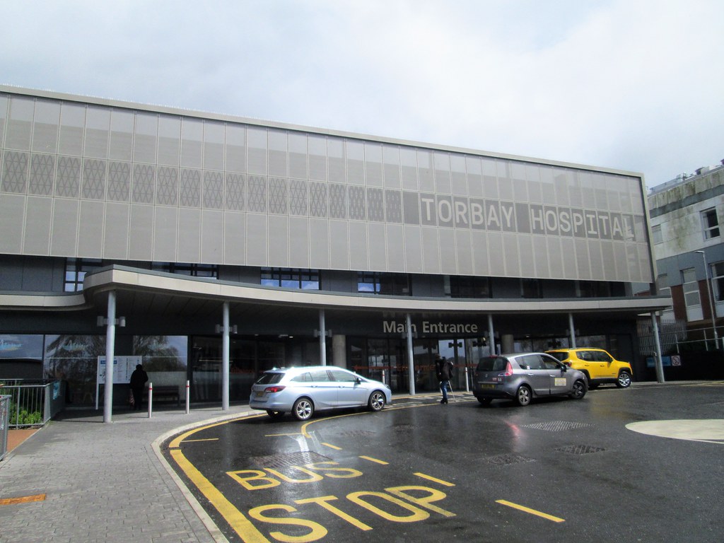 Torbay Hospital Main Entrance Looking like an airport to m… Flickr