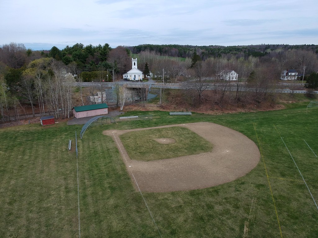 Veazie Spring arriving in Veazie, Maine, with the Veazie C… Flickr