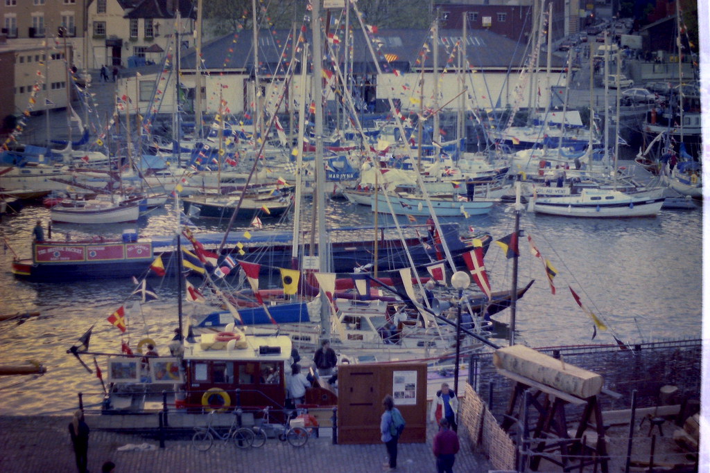 Redcliffe Parade East, Bristol, 1996 The 'Festival of the … Flickr