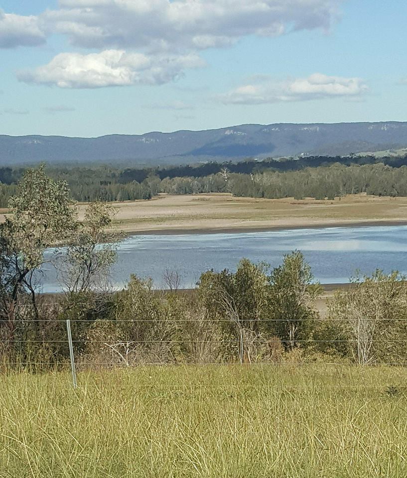 ELLALONG LAGOON SLOWLY DRYING UP.1052118 Tom Henry Flickr