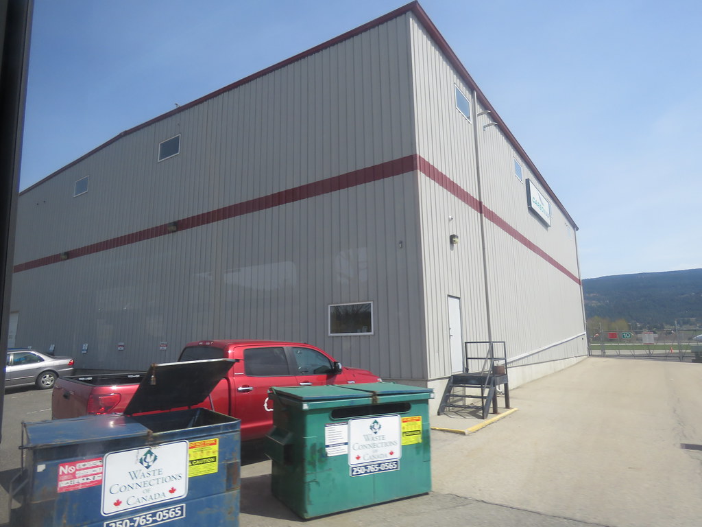 IMG_8084 Kelowna International Airport Andy Nystrom Flickr