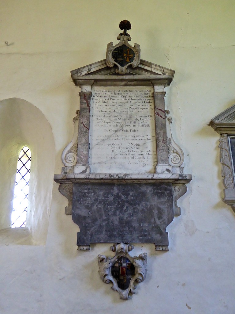Charsfield, Suffolk St Peter's In the chancel is a 13th … Flickr
