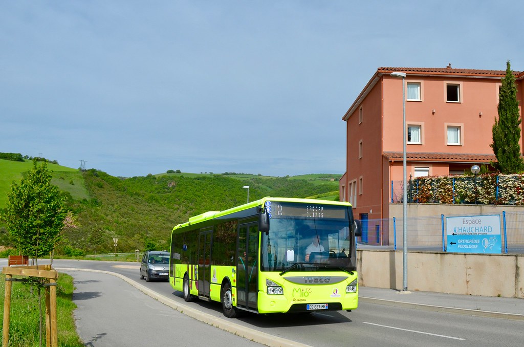Millau Iveco Bus UrbanWay 10 12/05/18 Jérémy P Flickr