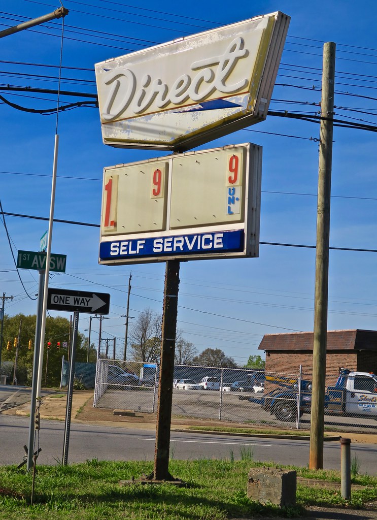 Direct, Hickory, NC A faded sign for Direct gas station, s… Flickr