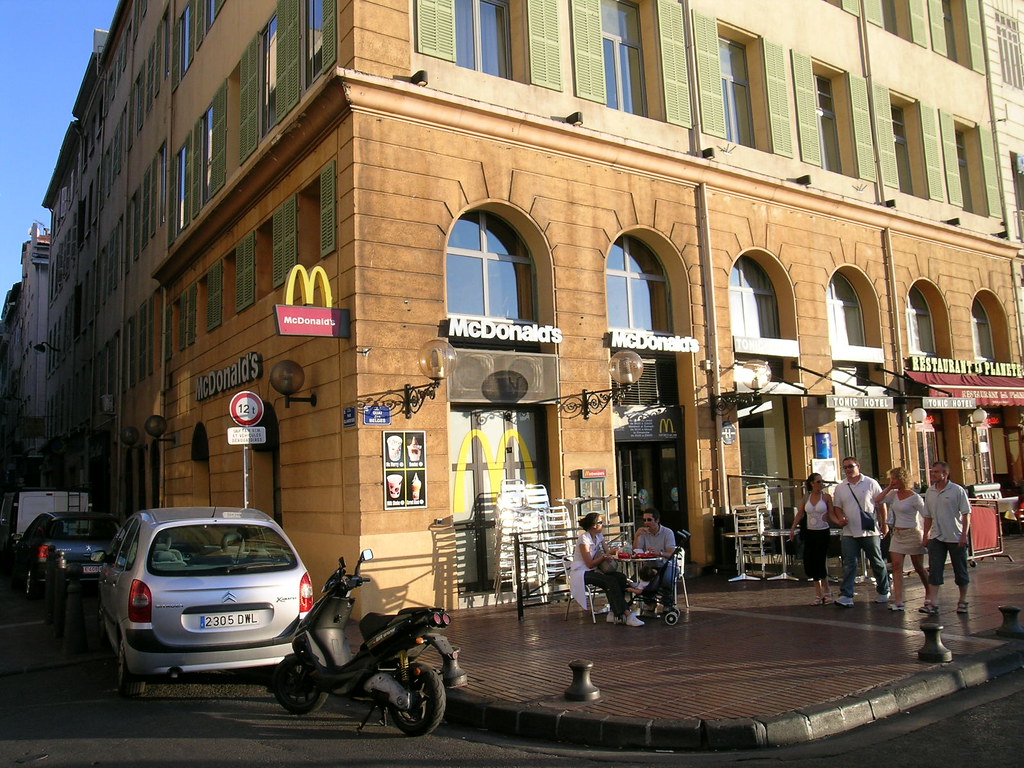 Quai des Belges Marseille (France) McDonald's at the Vie… Flickr