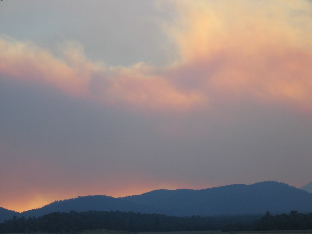 Day Fire, Lockwood Valley 9/25/06 Day 22, 622pm... Smok… Flickr