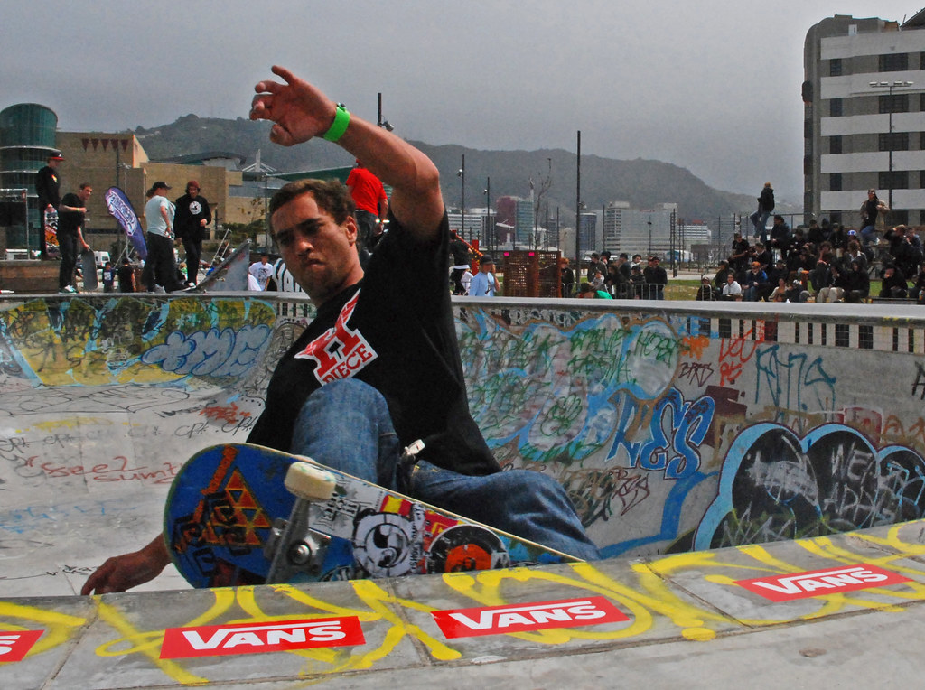 Skateboarders in Waitangi Park, Wellington, New Zealand, 2… Flickr