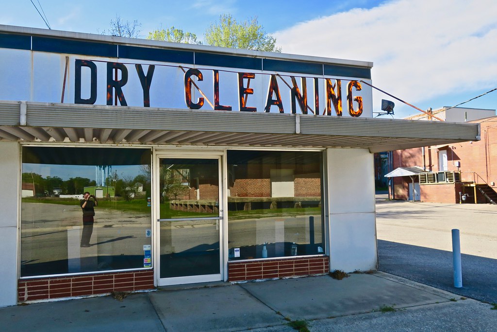 Southern Cleaners, Laurinburg, NC Southern Cleaners, 122 B… Flickr