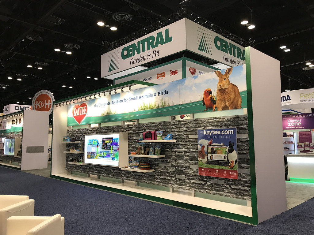 Central Garden and Pet, K&H, DCM Global Pet Expo 2018 Flickr