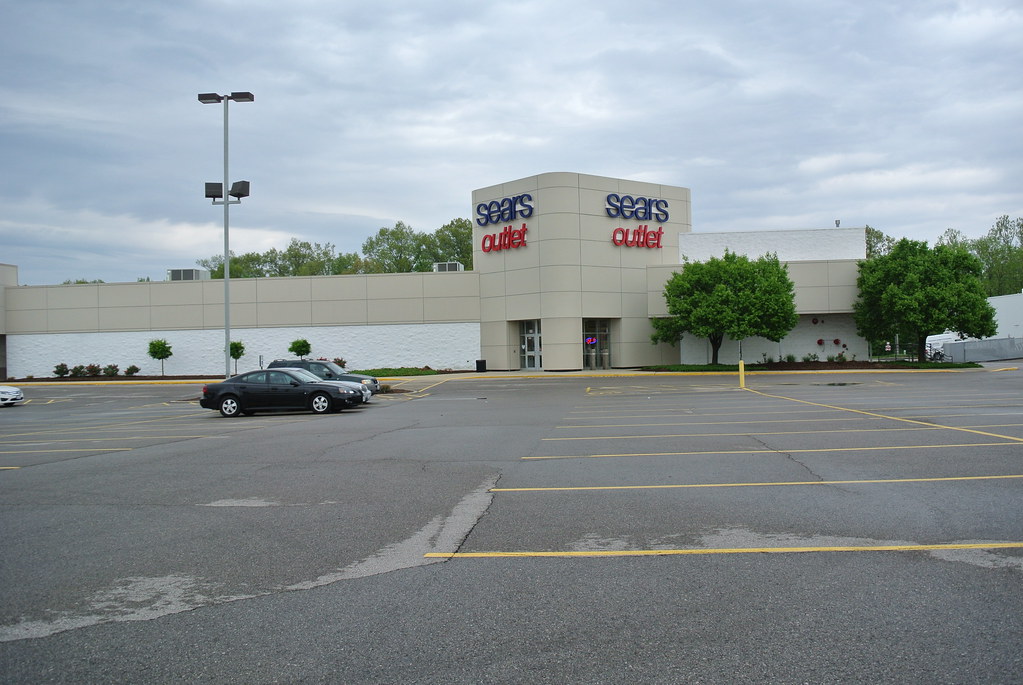 Sears Outlet Fairview Heights IL gameking3 Flickr