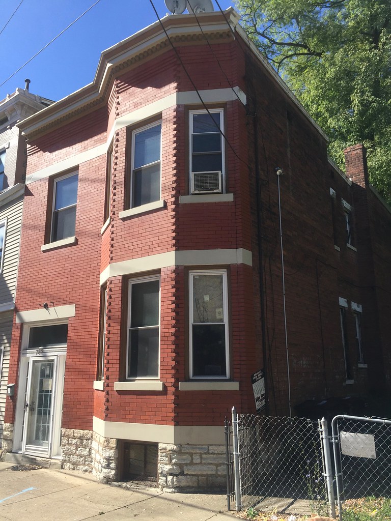 State Street, Lower Price Hill, Cincinnati, OH Brick rowho… Flickr
