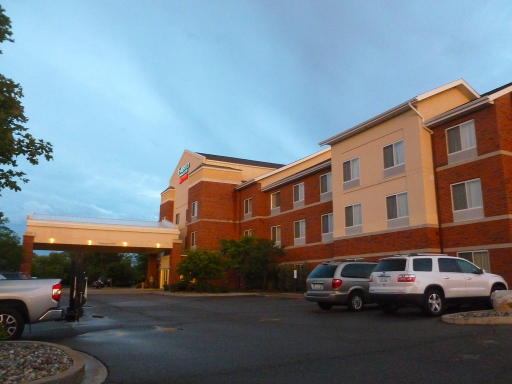 Fairfield Inn & Suites, Fenton, MI (37) 3125 W Silver Lake… Flickr