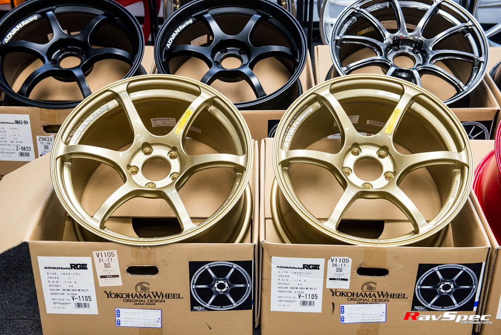 ADVAN RGIII 18x9.5 +45 Racing Gold Metallic ADVAN RGIII … Flickr