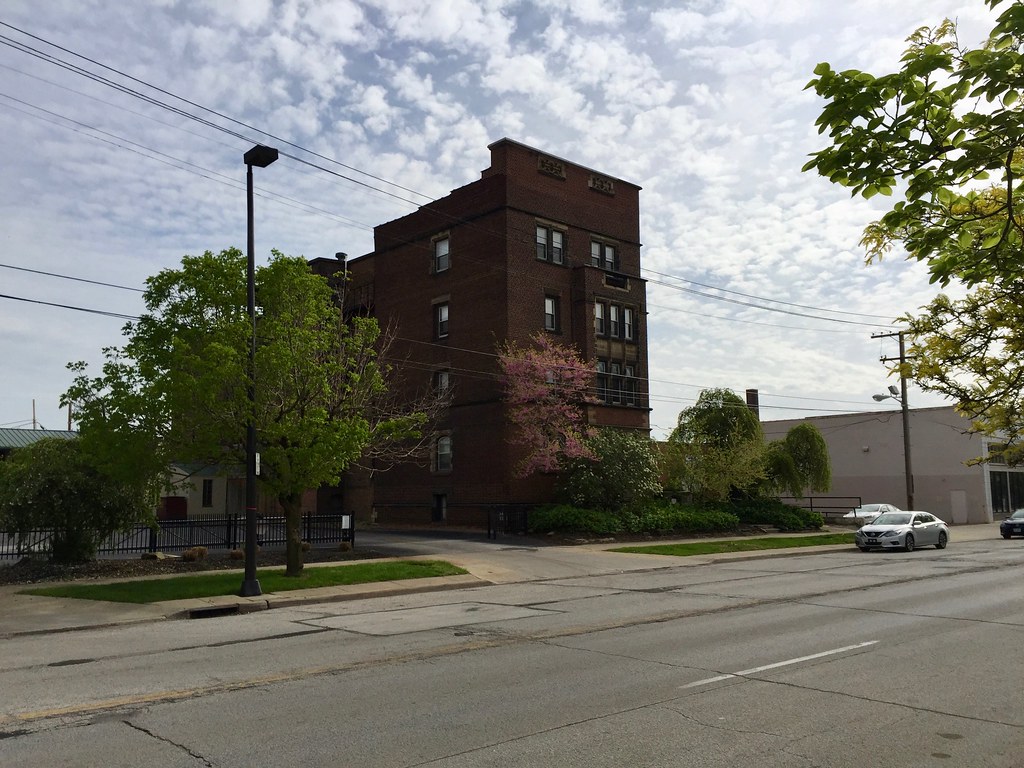 Dixon Hall Apartments, Prospect Avenue Historic District, … Flickr