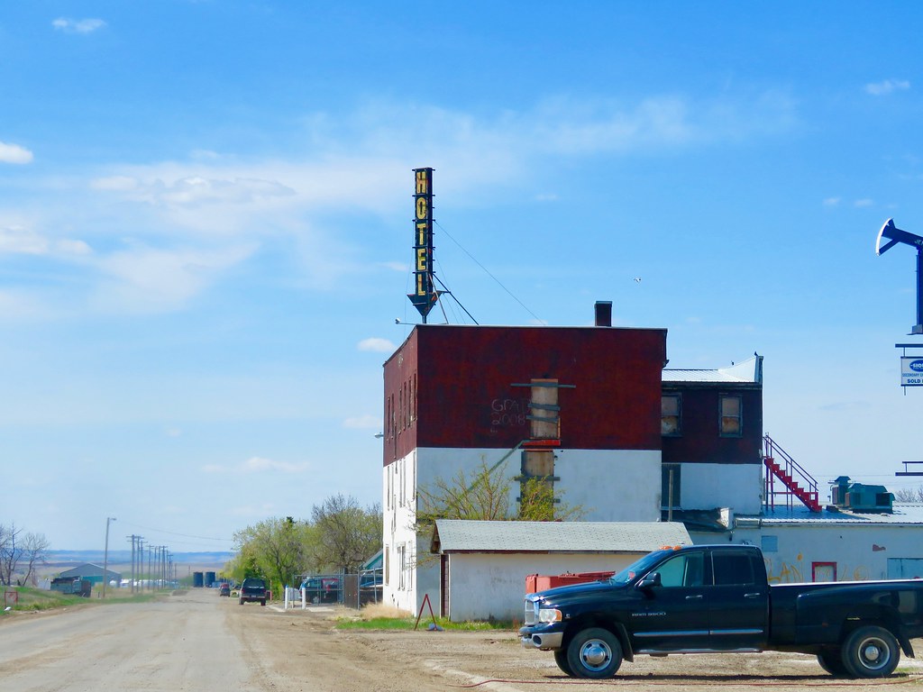 The New National Hotel, Hanna AB from the Hanna Herald Ja… Flickr