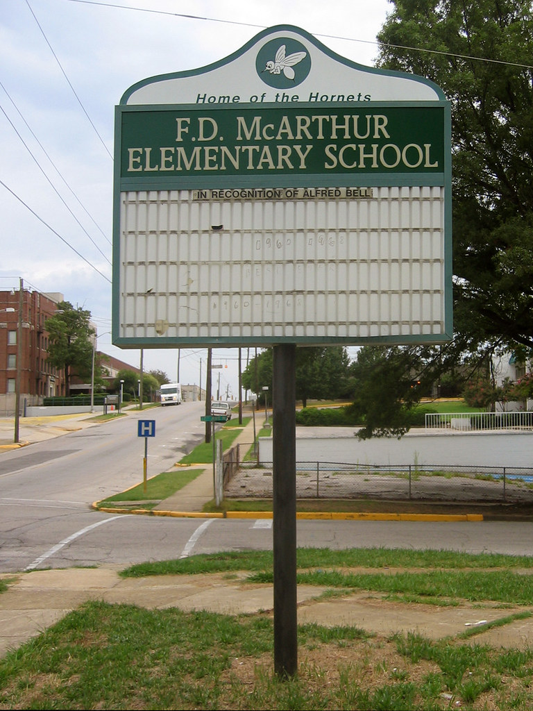 McArthur School 1 The former F. D. McArthur Elementary Sch… Flickr