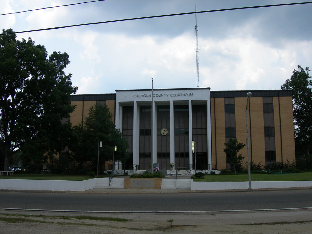 Calhoun County Court House Blountstown, Florida Jimmy Emerson, DVM