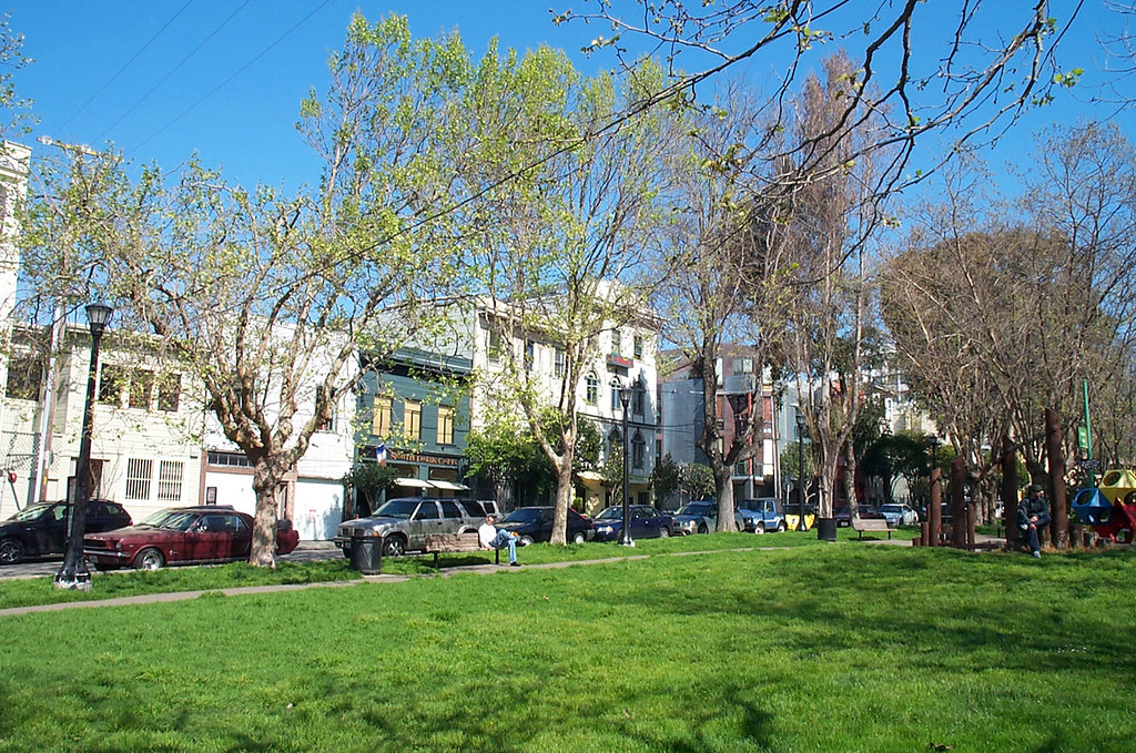 South Park South Park, between 2nd and 3rd Streets once… Flickr