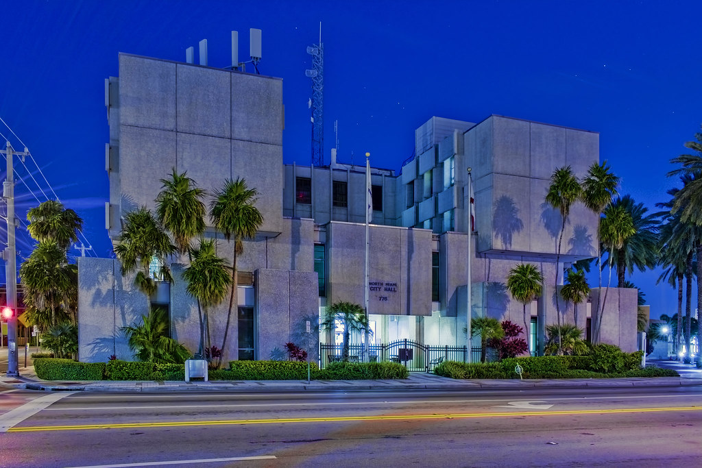 North Miami City Hall, 776 NE 125 Street, North Miami, Flo… Flickr