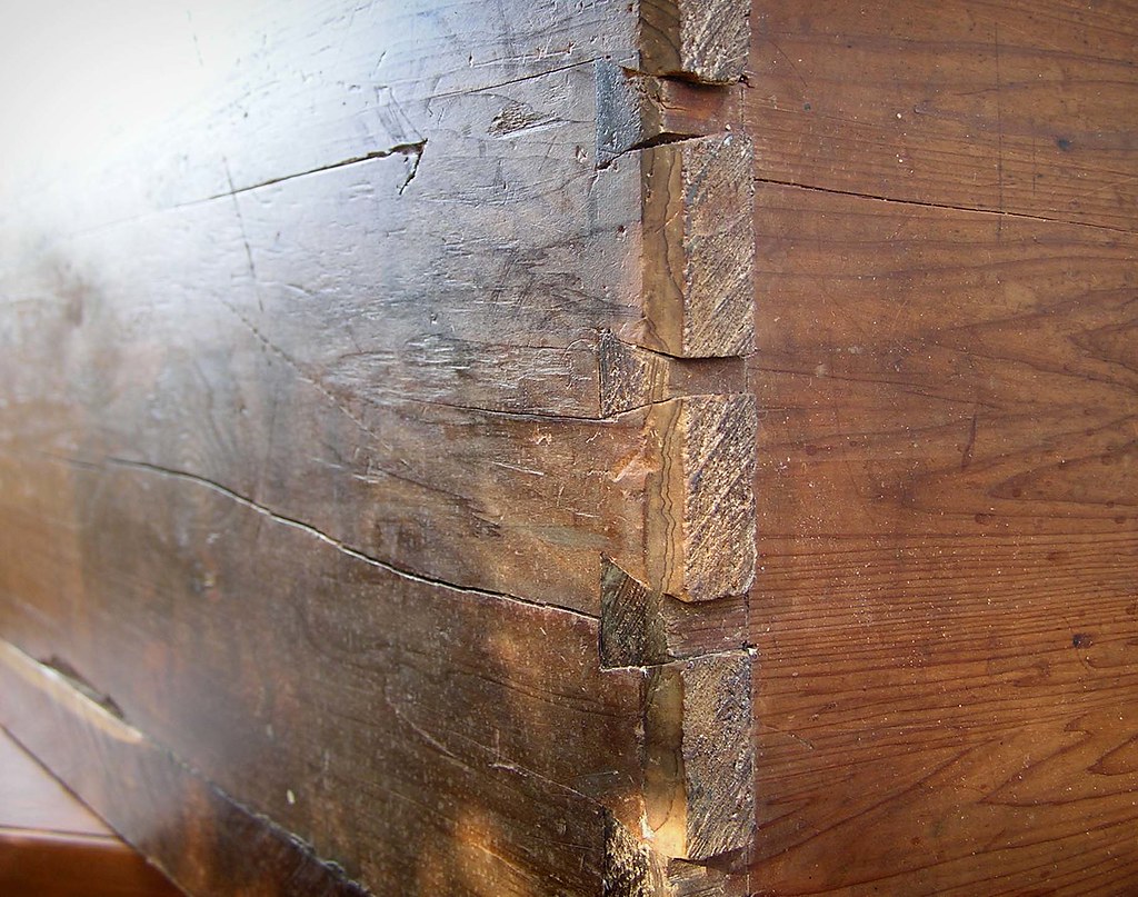 Chest (joint detail) Good oldfashioned dovetail construct… Flickr