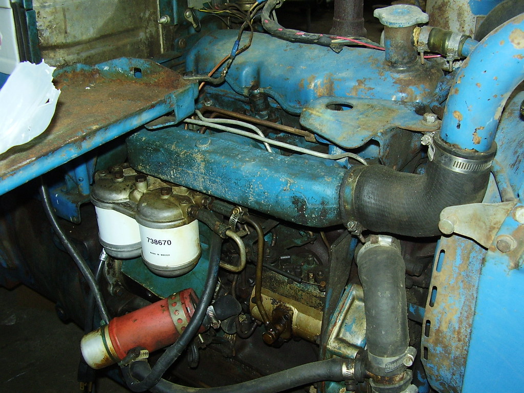 Ford 4000 with 3 cylinder diesel engine | Closeups for refer… | Flickr