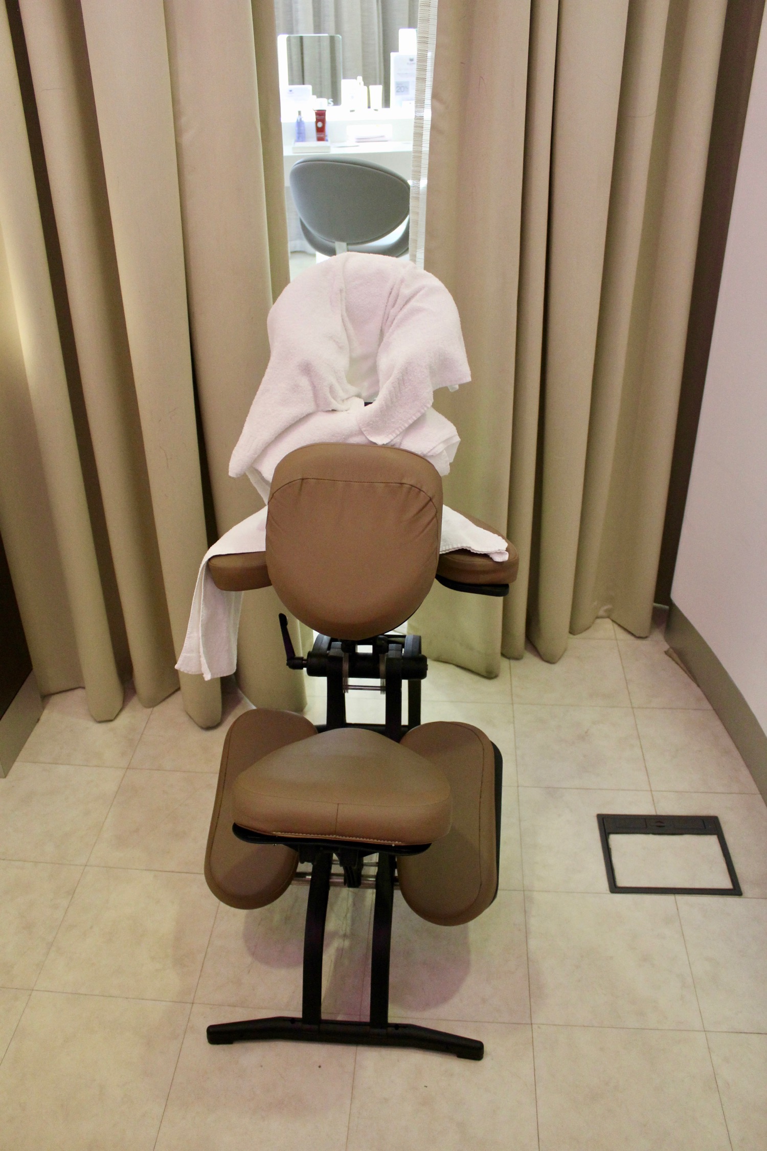 Review Elemis Spa London Heathrow Live and Let's Fly
