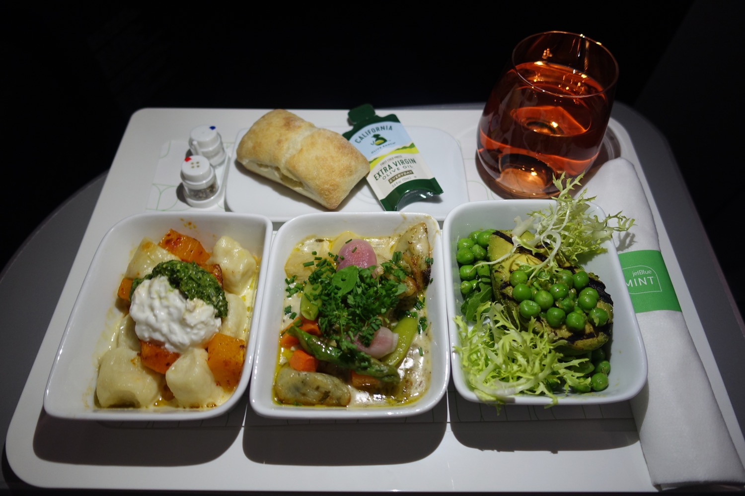 Review JetBlue A321 Mint New York To Los Angeles Live and Let's Fly