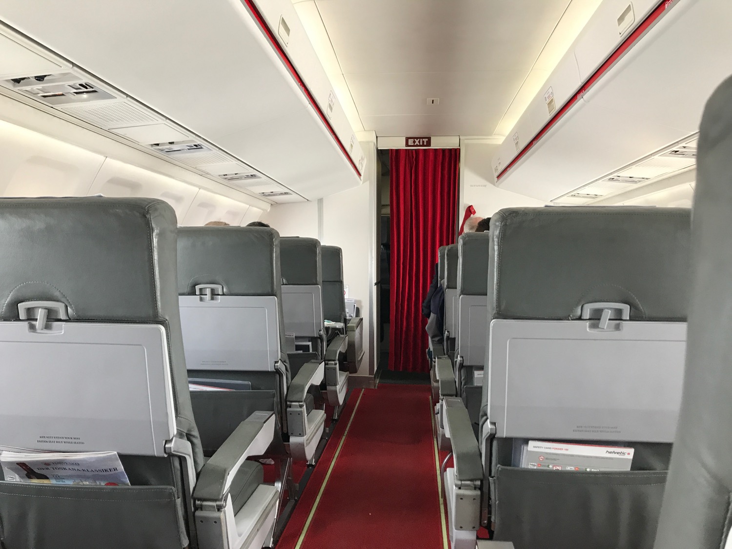 Flying on a Vintage Fokker 100 in Europe on SWISS Live and Let's Fly