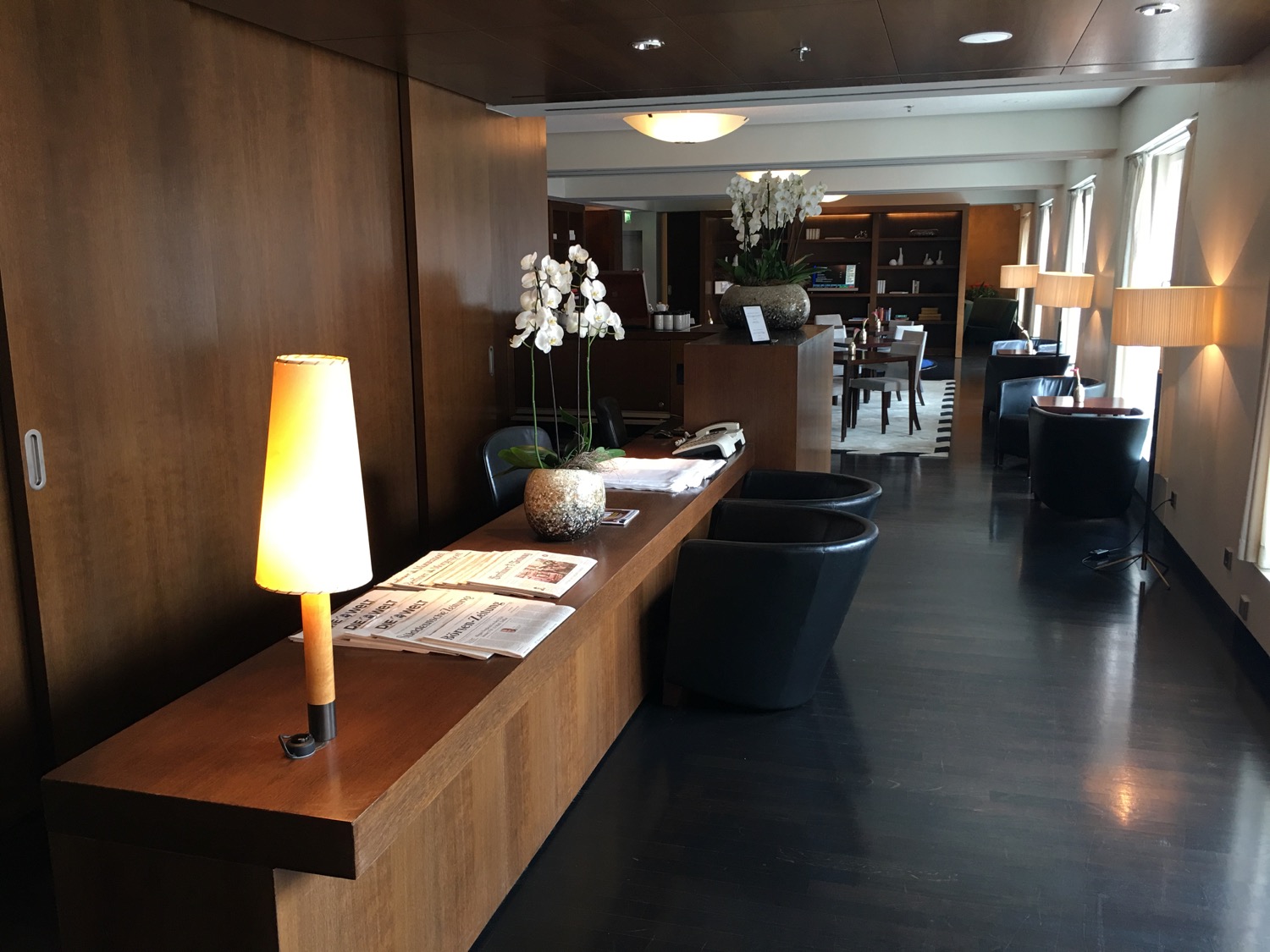 Review Grand Hyatt Berlin Live and Let's Fly
