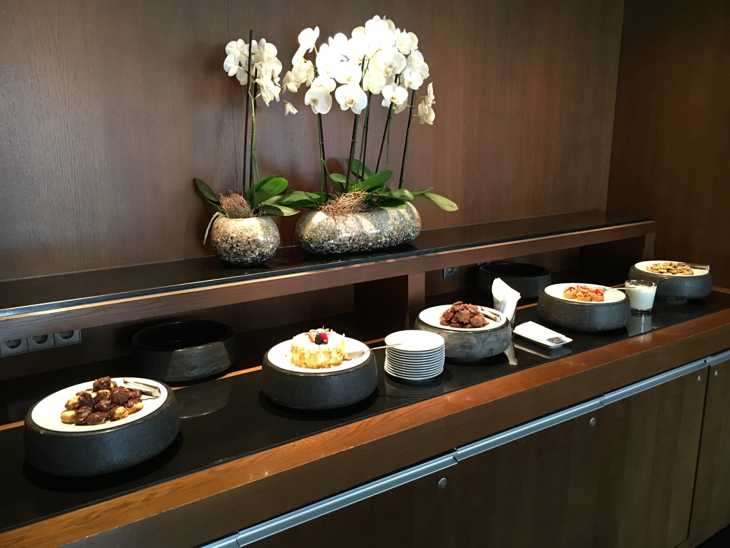 Review Grand Hyatt Berlin Live and Let's Fly