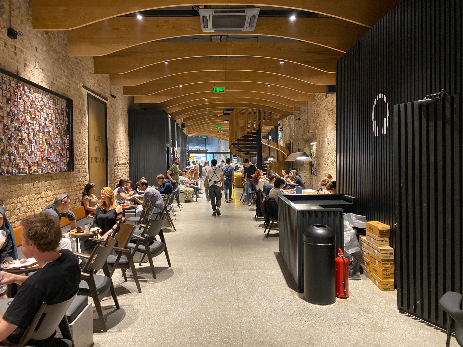 Great Coffee In Istanbul Live and Let's Fly