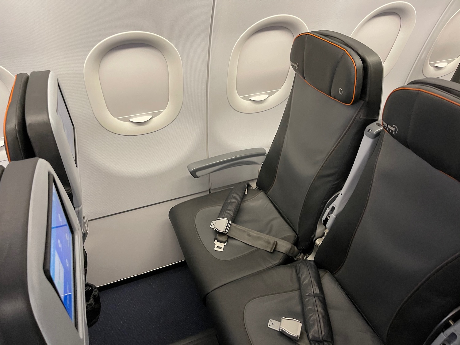 Review JetBlue A321 "Even More Space" Economy Class Live and Let's Fly