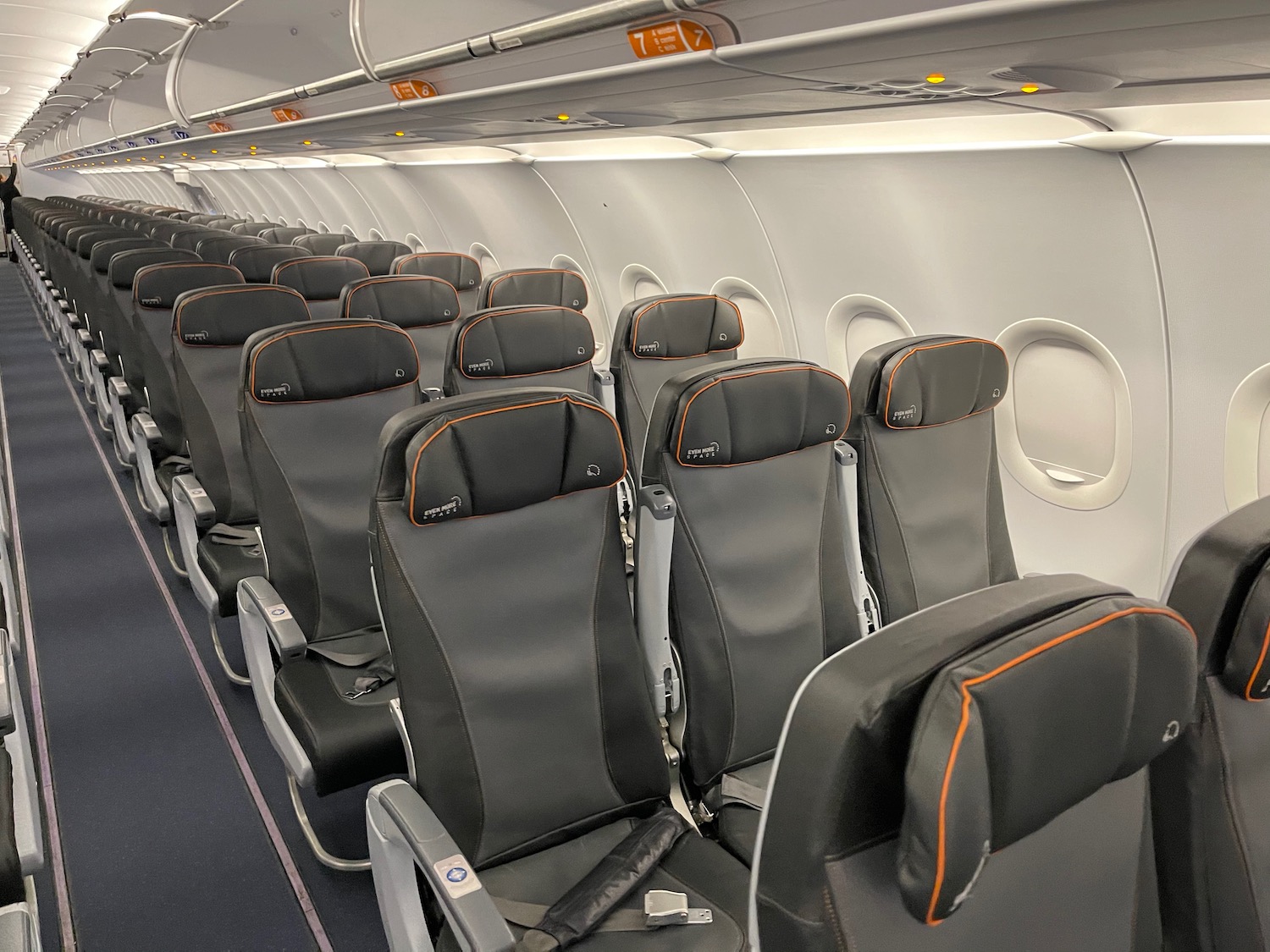 Review JetBlue A321 "Even More Space" Economy Class Live and Let's Fly