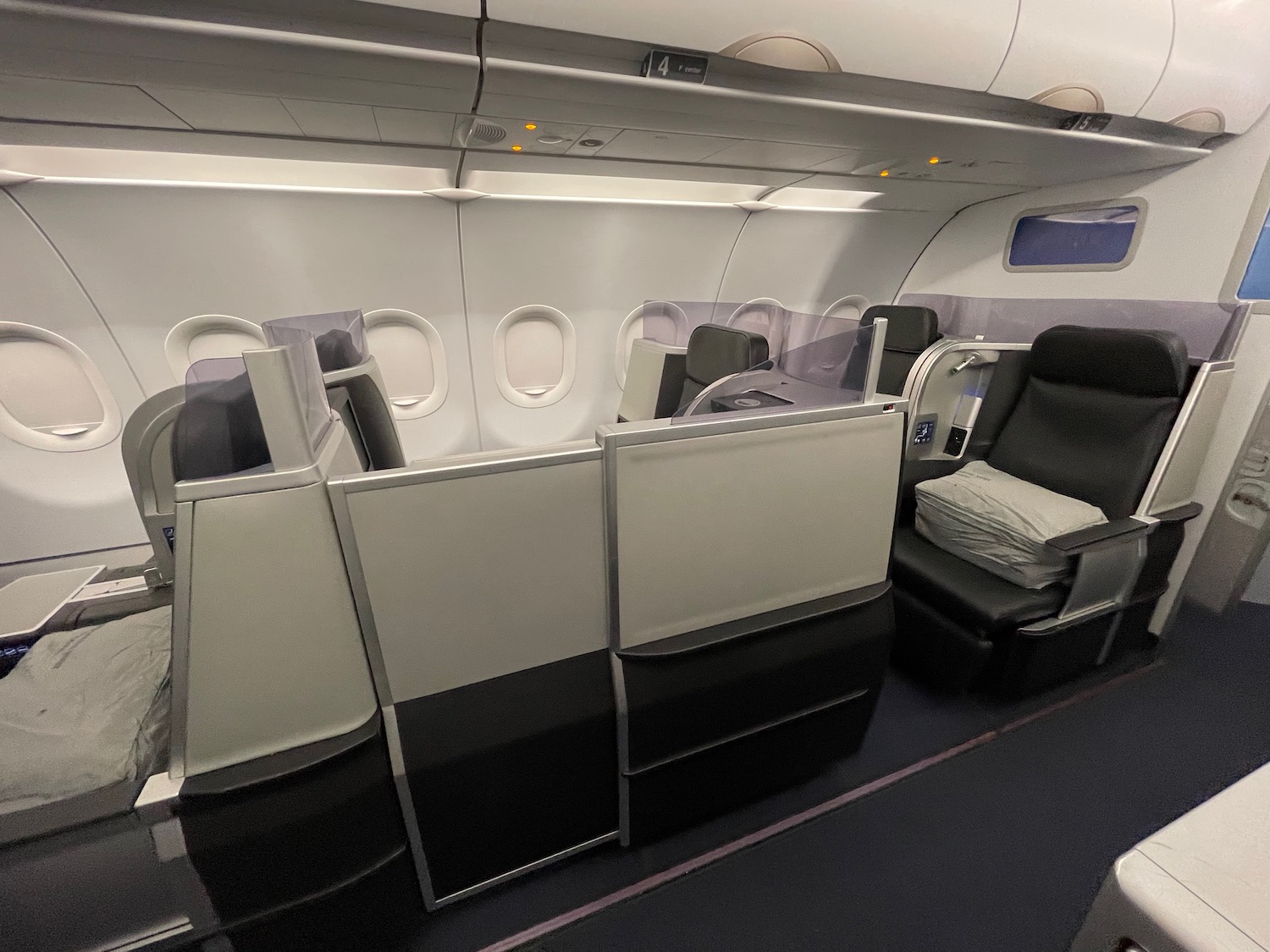 Review JetBlue A321 Mint Business Class Live and Let's Fly