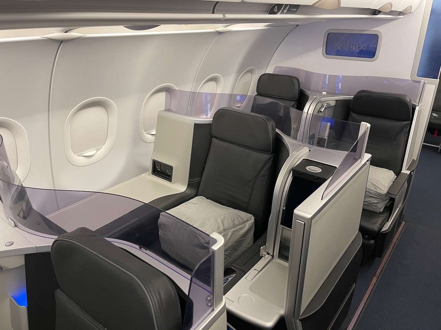 Review JetBlue A321 Mint Business Class Live and Let's Fly