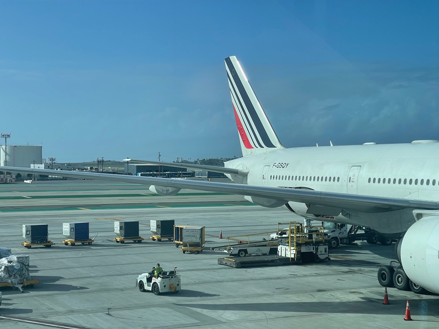 My Air France Flight Cancelled No Paris, But €2400… Live and Let's Fly