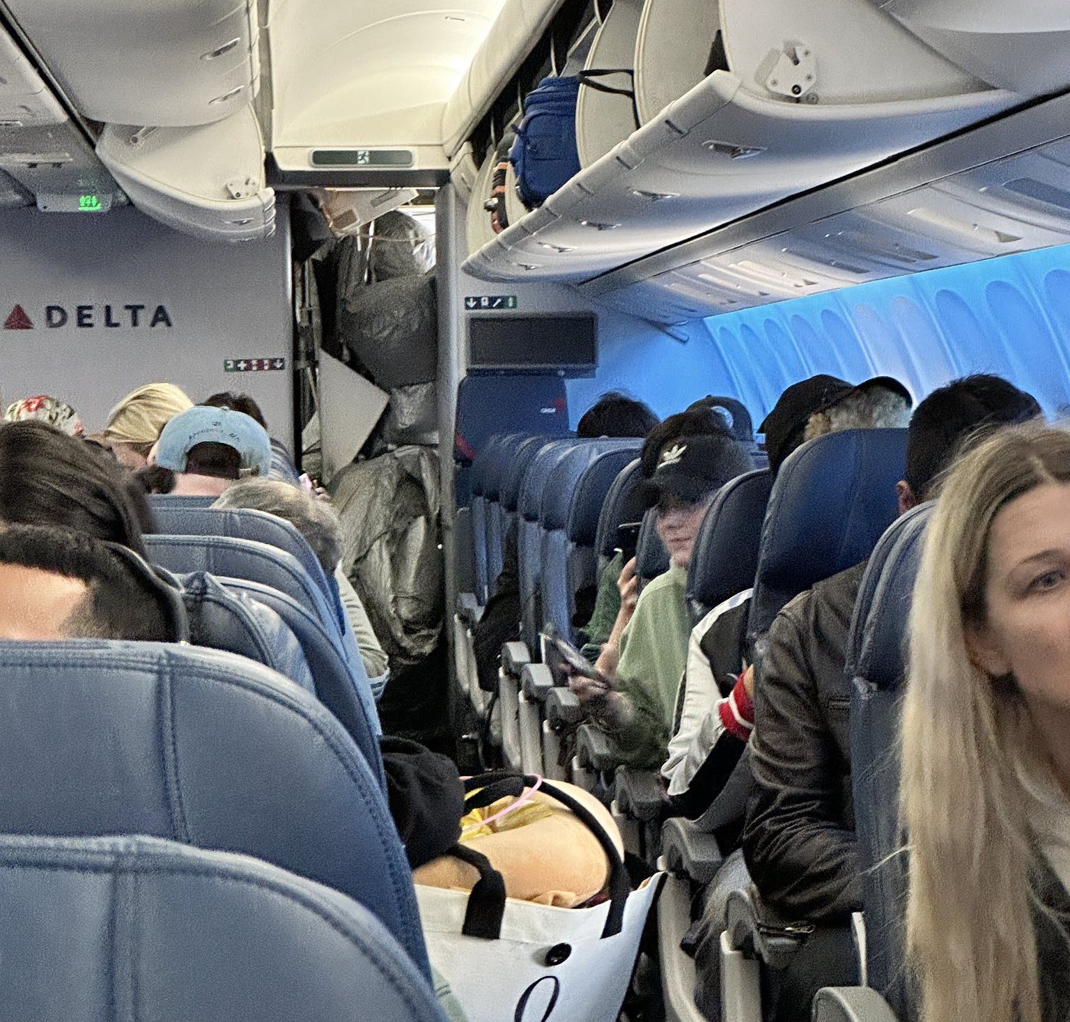 Emergency Slide Deploys INSIDE Cabin On Delta 767-300 - Live and Let's Fly