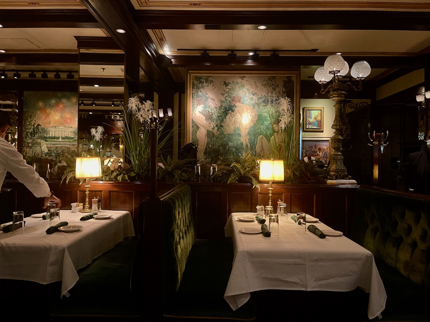 Old Ebbitt Grill My Favorite Washington, DC Restaurant Live and Let(03)