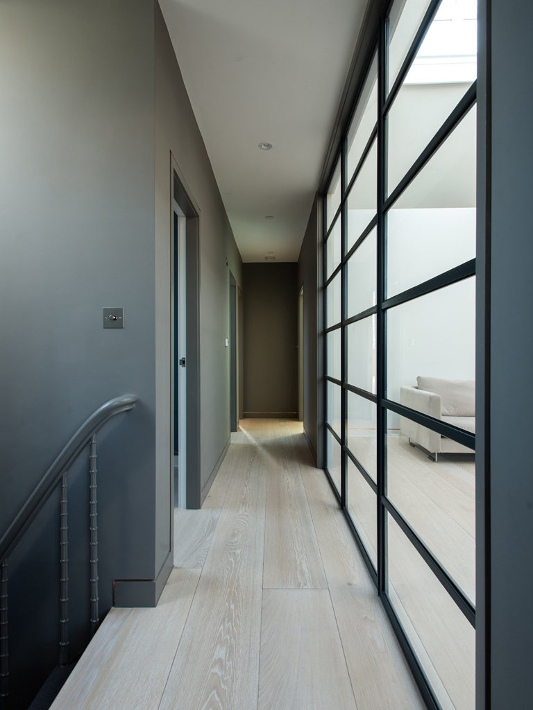  Roland Gardens London