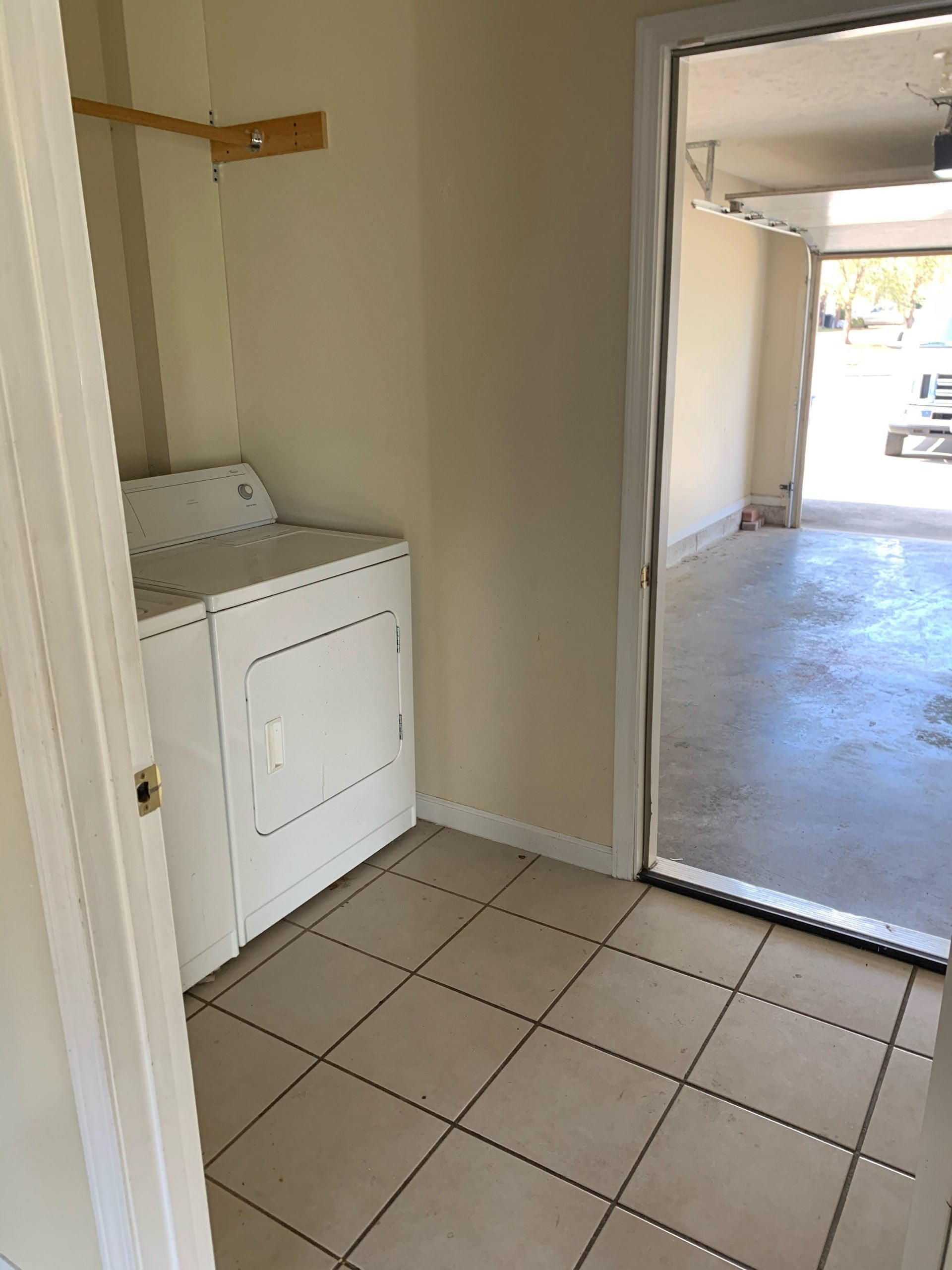 2110 S Pike Live Bolivar