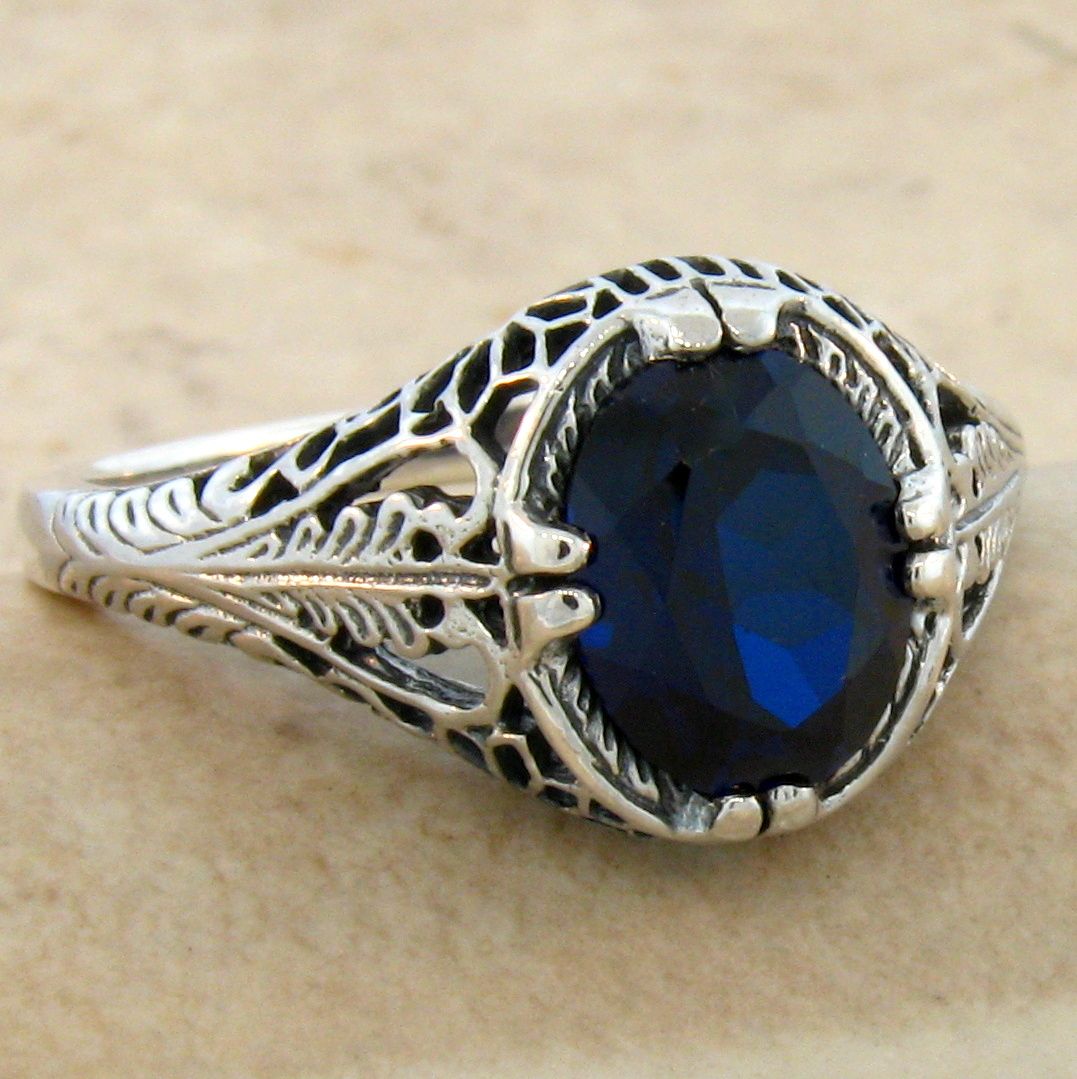 ANTIQUE STYLE .925 STERLING ROYAL BLUE LAB SAPPHIRE SILVER RING, 806