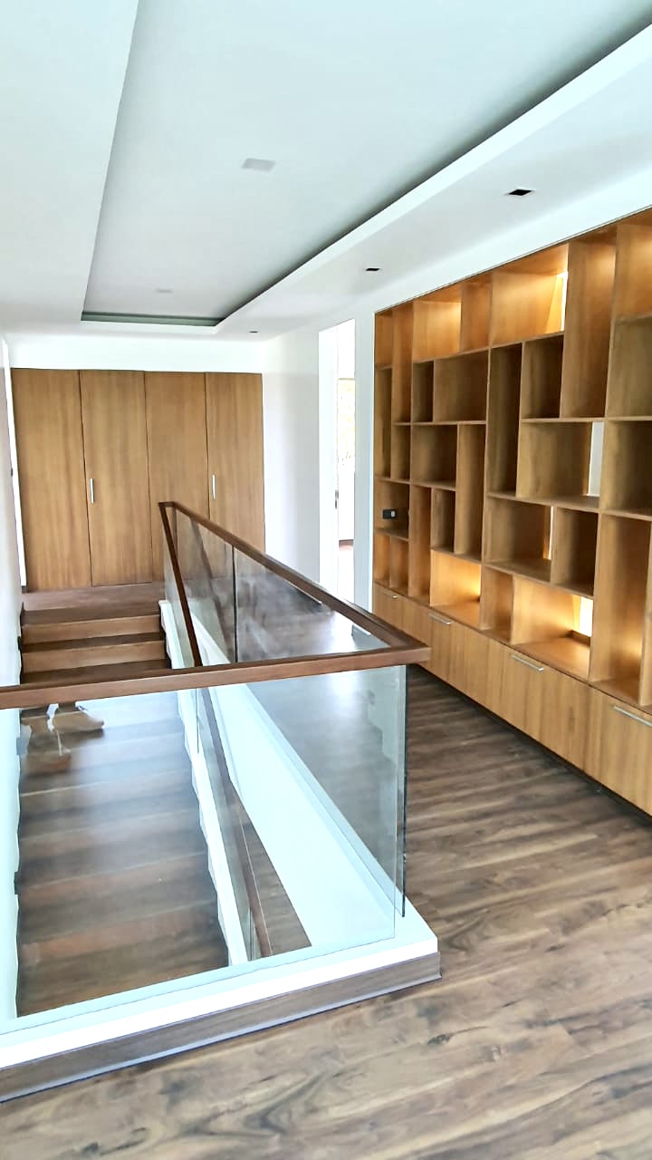 Live Here BRAND NEW MCKINLEY WEST VILLAGE MODERN DESIGN HOUSE FOR