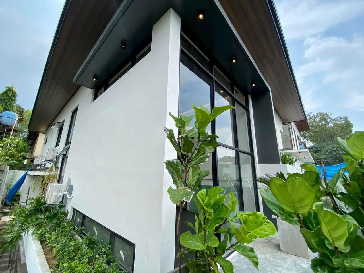 Live Here FOR SALE BRAND NEW HOME located in Alabang Hills Village, Muntinlupa