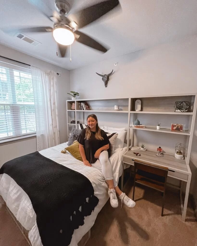  The Locale Fayetteville UARK Apartments