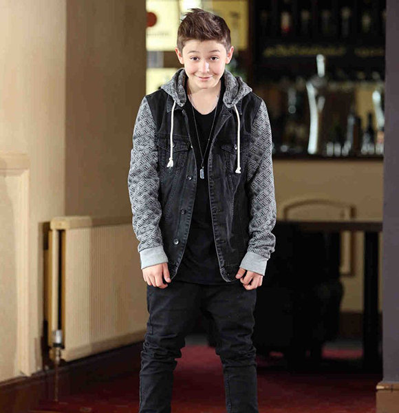 Bars And Melody's Leondre Devries Dating Girlfriend Carla; Net Worth